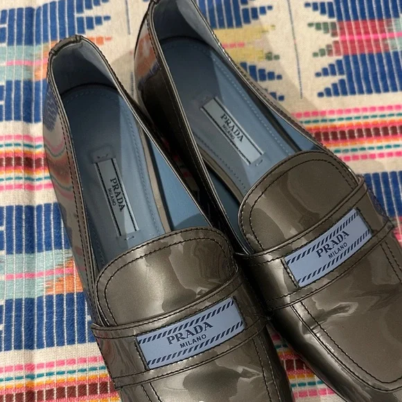 Prada Metallic Gray Pewter Loafers Flats 38.5 - Picture 3 of 8